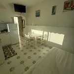 Antonio Apartment